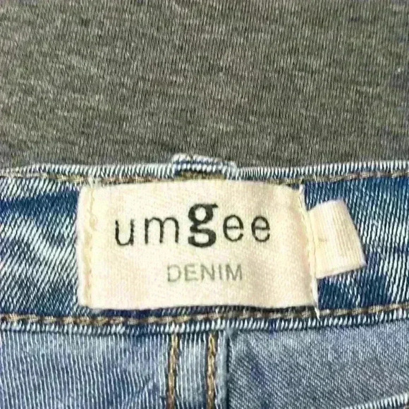 Umgee Frayed Hem Ripped Knee Jeans Distressed Crop Length Size 7 - Picture 6 of 14